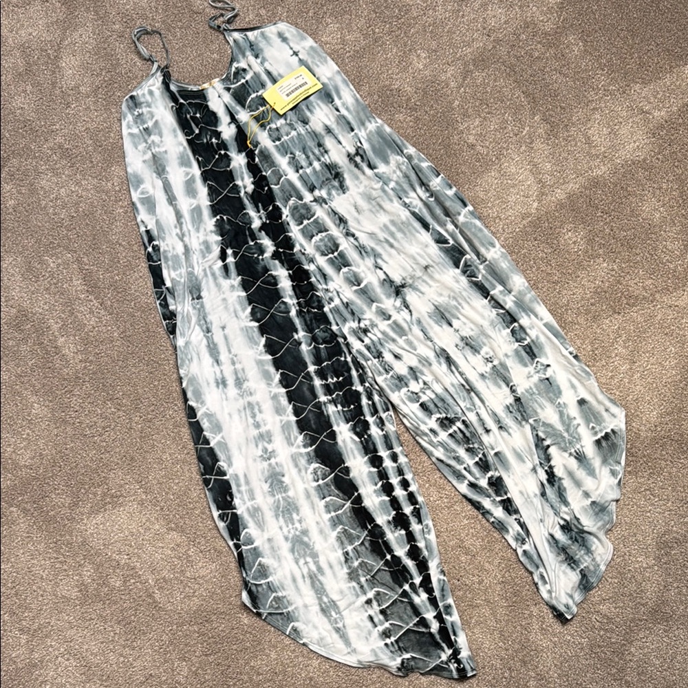 Black and White Jumpsuit small stretchy batik tie dye
